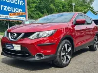 Gebraucht Nissan Qashqai Acenta 116 PS (85 kW) 2017 Rot SUV