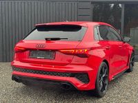Gebraucht Audi RS3 Sportback Sport 400 PS (294 kW) 2022 Rot Kleinwagen