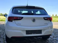 Używany Opel Astra 105 KM (77 kW) 2017 Biały Sedan/Limuzyna