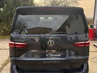Gebraucht VW Multivan Life 150 PS (110 kW) 2024 Blau Van