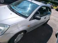 Gebraucht Ford Fiesta 67 PS (49 kW) 2005 Kleinwagen