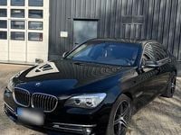 Second-hand BMW 730 258 CP (189 kW) 2012 Negru Berlinǎ