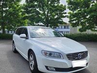 Gebraucht Volvo V70 Kinetic 181 PS (133 kW) 2015 Weiß Kombi