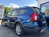 Gebraucht Dacia Logan Celebration 90 PS (66 kW) 2017 Blau cosmos Kombi
