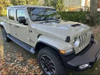 Gebraucht Jeep Gladiator Overland 264 PS (194 kW) 2022 Beige Pickup
