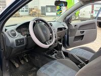 Gebraucht Ford Fiesta 60 PS (44 kW) 2006 Blau Kleinwagen