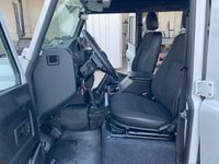 Gebraucht Land Rover Defender 122 PS (89 kW) 2013 Weiß SUV