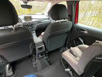 Gebraucht Mercedes B180 122 PS (89 kW) 2012 Rot Van / Kleinbus