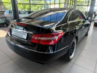 Gebraucht Mercedes E250 204 PS (150 kW) 2009 Schwarz Limousine