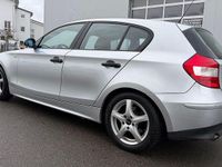 Gebraucht BMW 118 129 PS (94 kW) 2005 Silber Kleinwagen