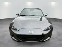 Neu Mazda MX5 Exclusive-Line 132 PS (97 kW) 2025 Machine gray Cabrio