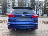 Gebraucht Ford Focus ST 250 PS (183 kW) 2016 Blau Kombi
