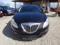 Gebraucht Lancia Delta 120 PS (88 kW) 2011 Schwarz Kleinwagen