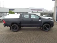 Gebraucht Toyota HiLux 150 PS (110 kW) 2022 Attitude black mc. Pickup