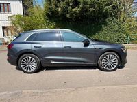 Second-hand Audi e-tron Advanced 300 kW (408 CP) 2019 Gri SUV