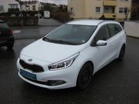 Gebraucht Kia Ceed Sportswagon Vision 135 PS (99 kW) 2013 Weiß Kombi