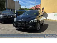 Gebraucht BMW 218 Luxury Line 150 PS (110 kW) 2015 Saphirschwarz Van / Kleinbus