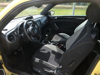Gebraucht VW Beetle 211 PS (155 kW) 2014 Gelb Kleinwagen