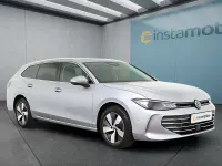 Gebraucht VW Passat 150 PS (110 kW) 2025 Silber Kombi