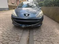 Gebraucht Peugeot 207 73 PS (53 kW) 2007 Grau Coupé