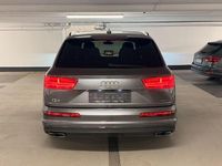 Gebraucht Audi Q7 S-Line 272 PS (200 kW) 2018 Grau SUV