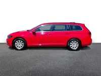 Gebraucht VW Passat Edition 122 PS (89 kW) 2023 Tornadorot Kombi