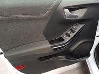 Używany Ford Puma Titanium 125 KM (91 kW) 2022 Biały Coupe
