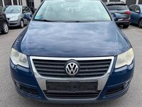 Gebraucht VW Passat 140 PS (102 kW) 2009 Blau Kombi