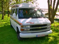Second-hand Chevrolet Express 256 CP (188 kW) 2001 Alb Monovolum