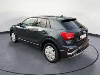 Używany Audi Q2 Advanced 150 KM (110 kW) 2025 Szary SUV