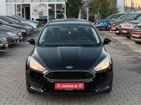 Usado Ford Focus Ambiente 101 CV (74 kW) 2016 Negro Berlina