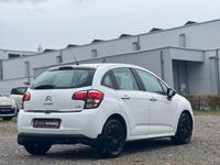 Gebraucht Citroën C3 SELECTION 82 PS (60 kW) 2013 Weiß Limousine