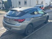 Gebraucht Opel Astra Innovation 125 PS (91 kW) 2016 Grau Limousine