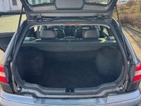 Gebraucht Volvo V40 102 PS (75 kW) 2002 Silber Kombi