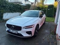 Gebraucht Volvo V60 Plus 197 PS (144 kW) 2024 Weiß Kombi