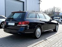 Gebraucht Mercedes E350 258 PS (189 kW) 2015 Blau Limousine