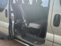 Second-hand Renault Trafic 145 CP (106 kW) 2008 Monovolum