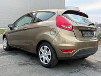 Gebraucht Ford Fiesta Champions Edition 82 PS (60 kW) 2012 Braun Kleinwagen
