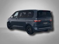 Usata VW Multivan Style 150 CV (110 kW) 2025 Blu Monovolume