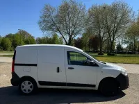 Gebraucht Dacia Dokker 83 PS (61 kW) 2013 Weiß Van / Kleinbus