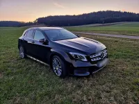 Gebraucht Mercedes GLA250 AMG line 211 PS (155 kW) 2019 Schwarz SUV