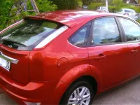 Gebraucht Ford Focus Ghia 101 PS (74 kW) 2009 Rot Limousine