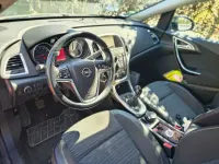 Gebraucht Opel Astra Edition 140 PS (102 kW) 2014 Grün Kombi