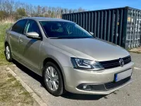 Gebraucht VW Jetta Life 122 PS (89 kW) 2014 Beige Limousine