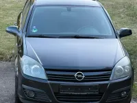 Gebraucht Opel Astra 125 PS (91 kW) 2004 Schwarz Limousine