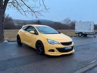 Gebraucht Opel Astra GTC 180 PS (132 kW) 2011 Gelb Limousine
