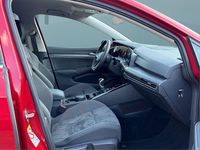 Gebraucht VW Golf VIII 150 PS (110 kW) 2023 Rot Kleinwagen