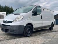 Gebraucht Opel Vivaro 114 PS (83 kW) 2010 Weiß Van / Kleinbus