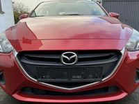 Gebraucht Mazda 2 Center-Line 75 PS (55 kW) 2015 Rot Limousine