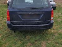 Second-hand Ford Focus 100 CP (73 kW) 2001 Albastru Break